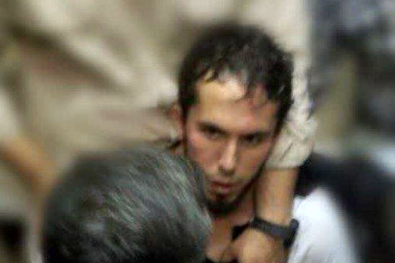 لحظه وحشتناک خلع سلاح تروریست شاهچراغ 