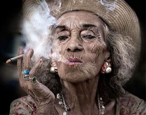 ترک سیگار در ۱۰۲ سالگی!