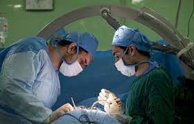 دختر ۱۶ ساله ایرانی با عمل جراحی پسر شد!