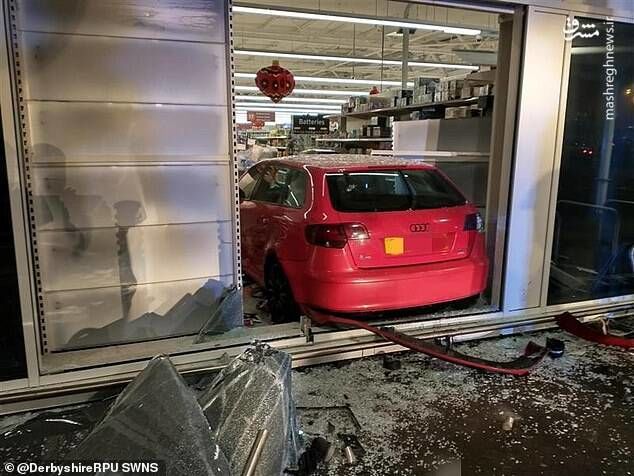 ورود عجیب یک راننده زن با خودرو داخل فروشگاه!