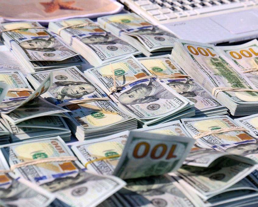 دلار در آستانه فتح کانال ۴۵۰۰۰تومانی!