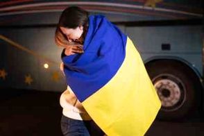 ماجرای آزادی 100زن اسیر اوکراینی با عبور از یک پل