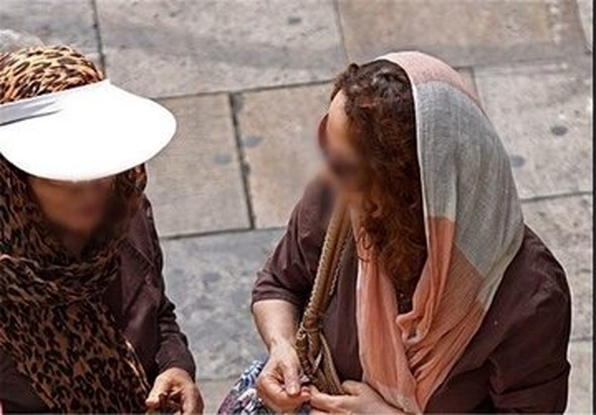 تصاویری که از خانم‌های بی‌حجاب در قم منتشر شد 