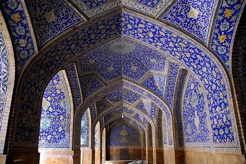 اصفهان در پیشنهادِ نشریه آمریکایی برای سفر