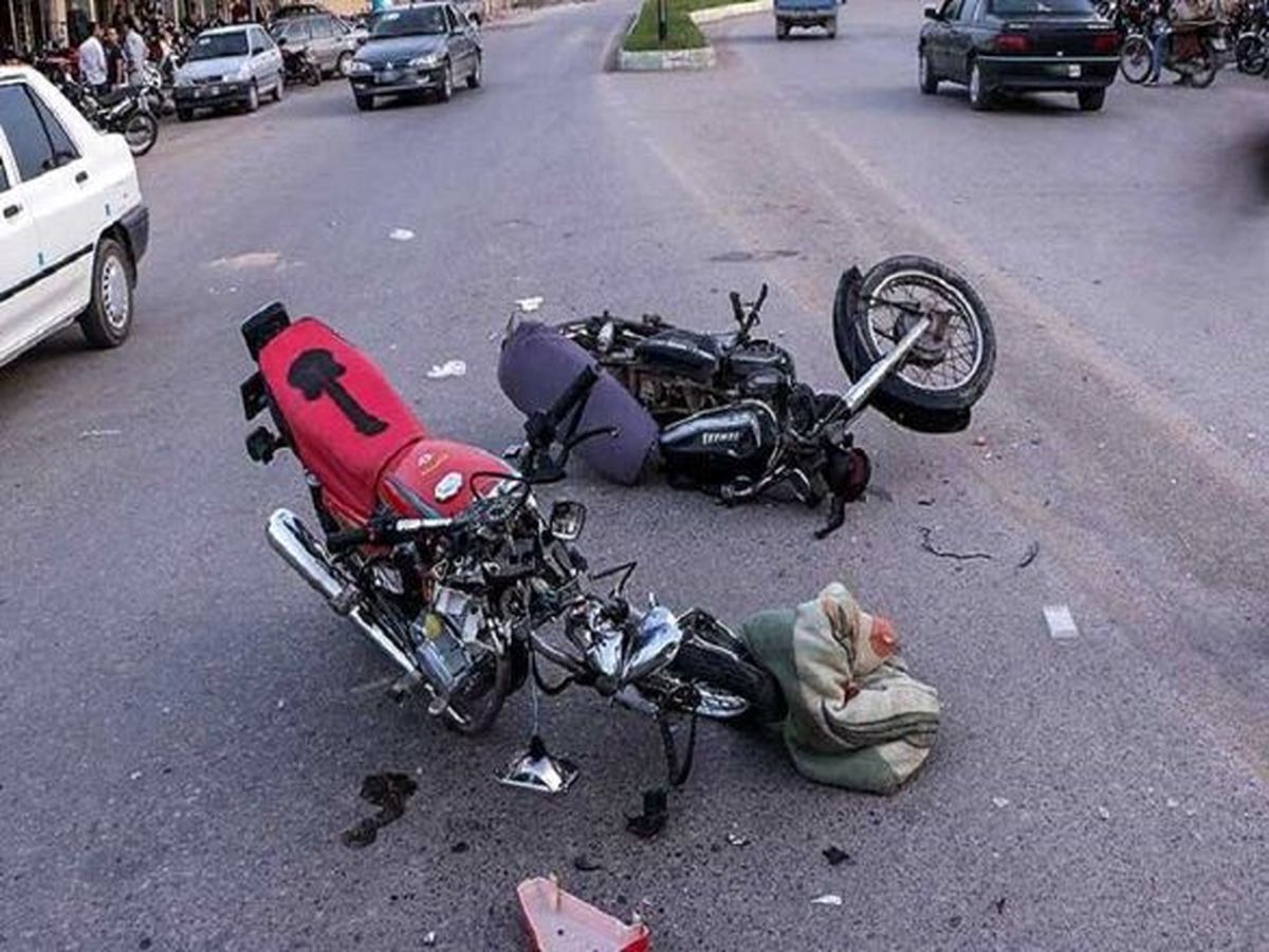 تصاویر تصادف هولناک موتورسوار با اتوبوس 