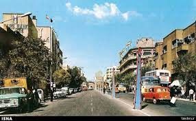 عکس جذاب یکی از خیابان‌های تهران در دهه 40