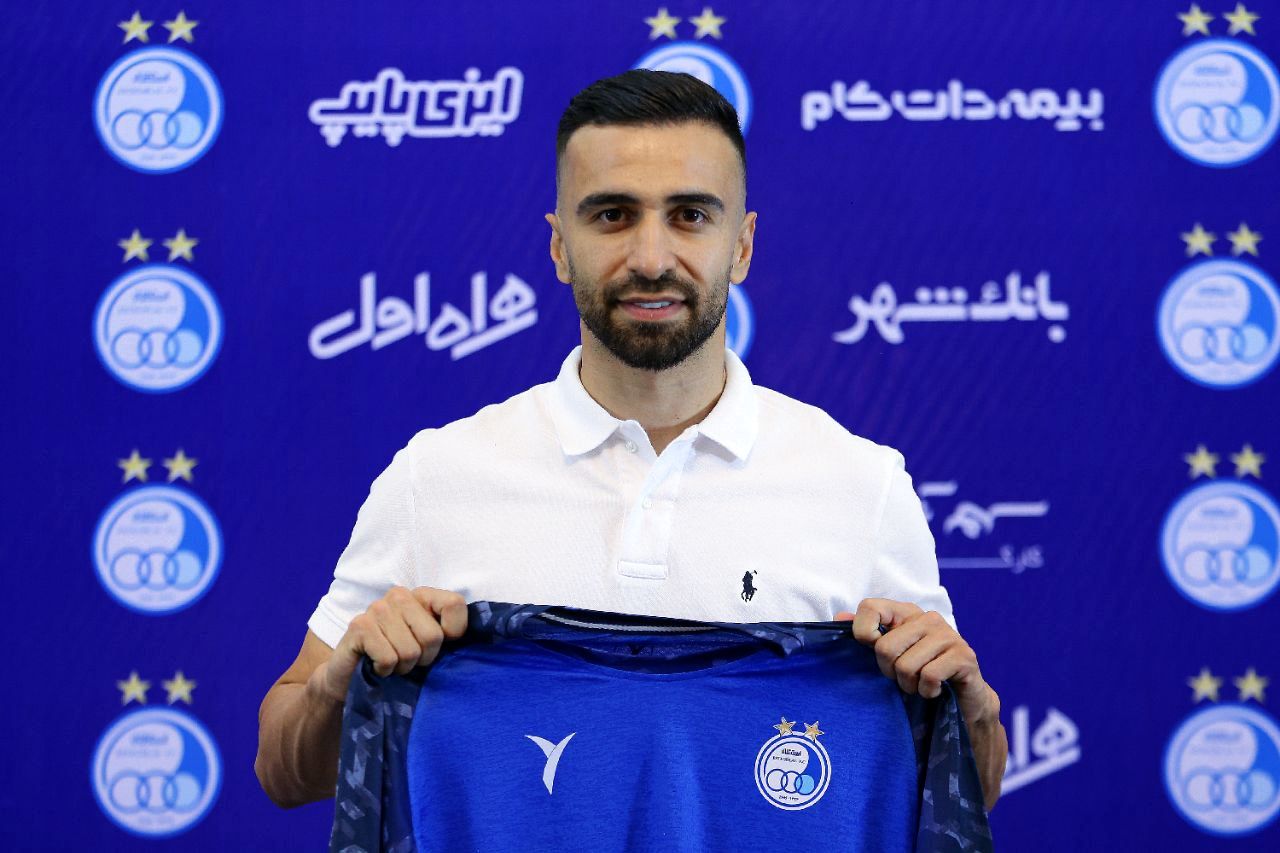 واکنش اینستاگرامی مطهری به تمدید قرارداد با استقلال