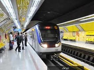 تیپ متفاوت چهار مسافر متروی تهران پربازدید شد