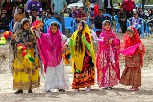  پوشش زیبای دختران و زنان بختیاری در عروسی
