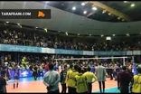 بزن بزن جنجالی ملی‌پوش والیبال با تماشاچی‌ها