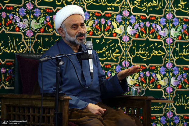 نقویان: عظمت یک دانشگاه به حضور استادان عالم آنجا است