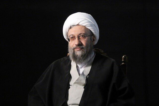 عصبانیت شدید آملی لاریجانی از اظهارات رائفی پور